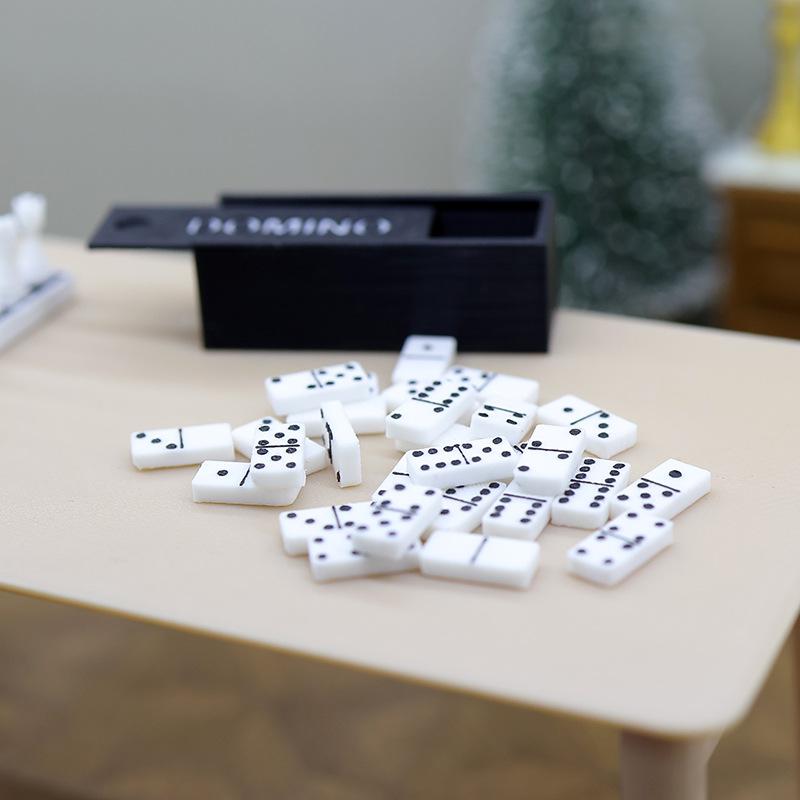 1 Set 1:12 Dollhouse Accessori – Board Game Monopoli Bewertung und Preis